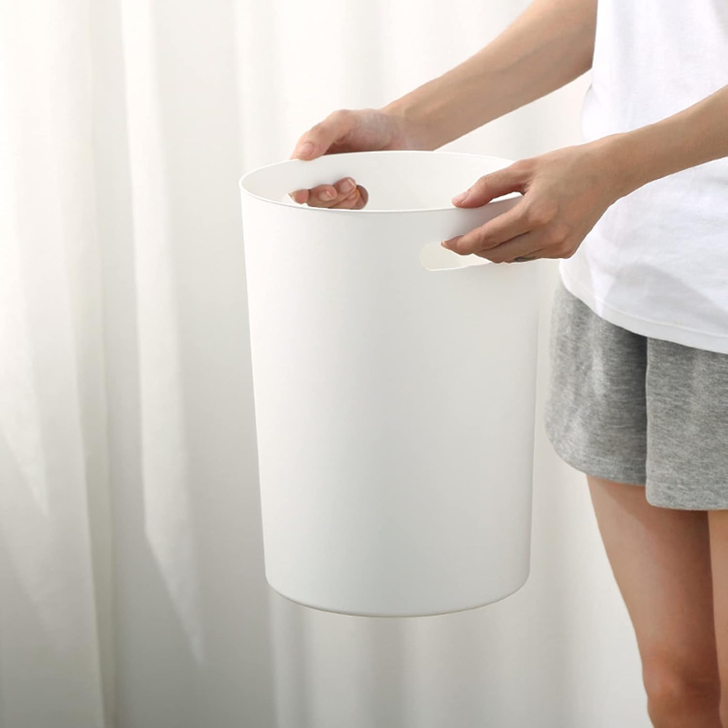 Lyellfe 6-Pack Small Trash Cans 15 Gallon Round Plastic Wastebaskets with Handles