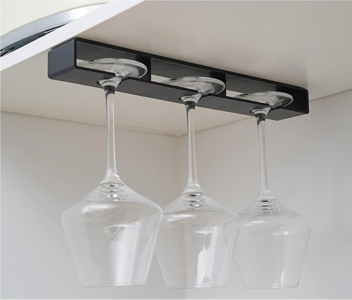 2pcs White Wine Glass Holder for Kitchen Bar and Restaurant