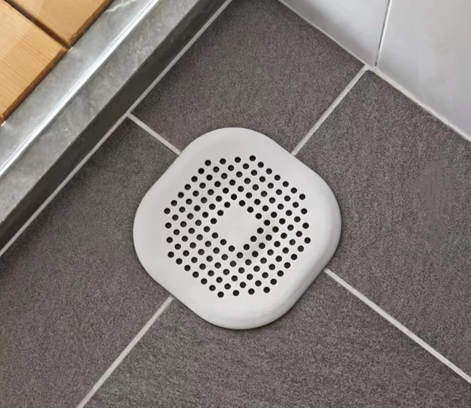 Square Drain Strainer Covers 4-Pack with Suction Cup Grey
