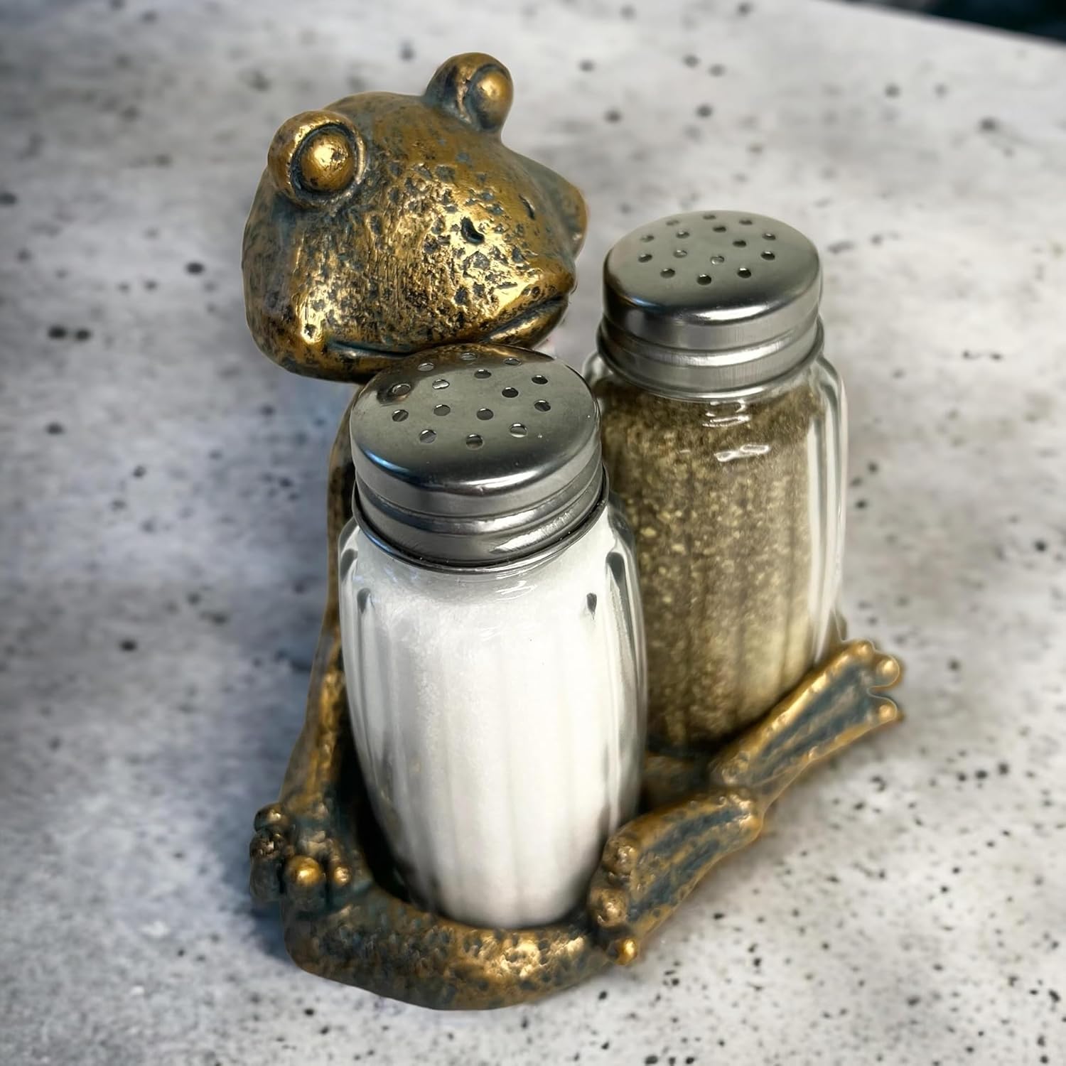 Top Brass Yoga Frog Salt Pepper Set