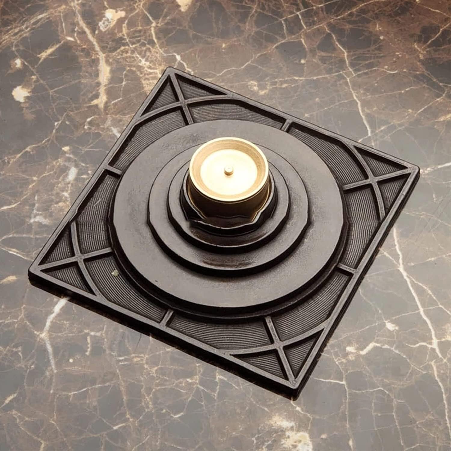 6 Inch Antique Brass Floor Drain with Quadrato Pattern