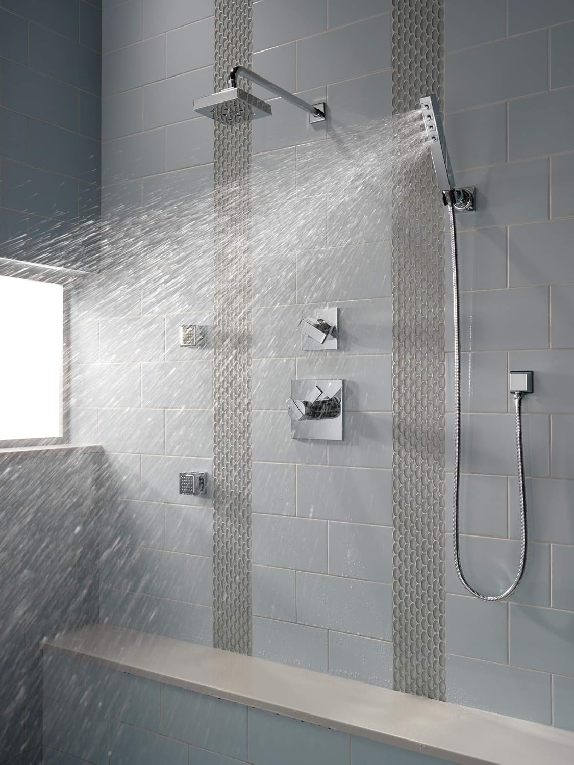 DELTA H2Okinetic Raincan Shower Head with SpotShield Finish 1